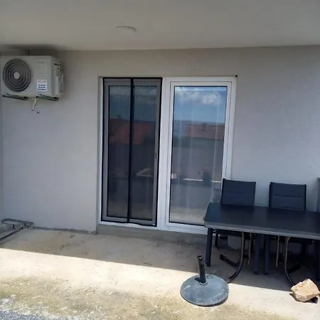 Kaja Apartment