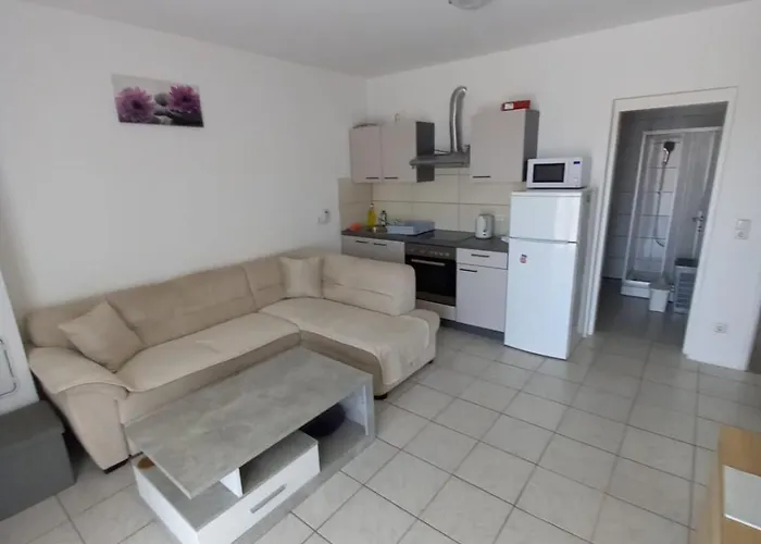 Kaja アパート ノヴィ・ヴィノドロスキー