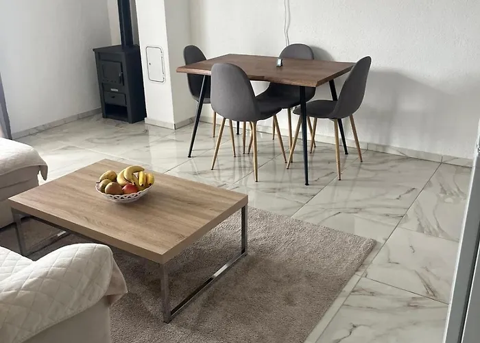 アパート Kaja ノヴィ・ヴィノドロスキー